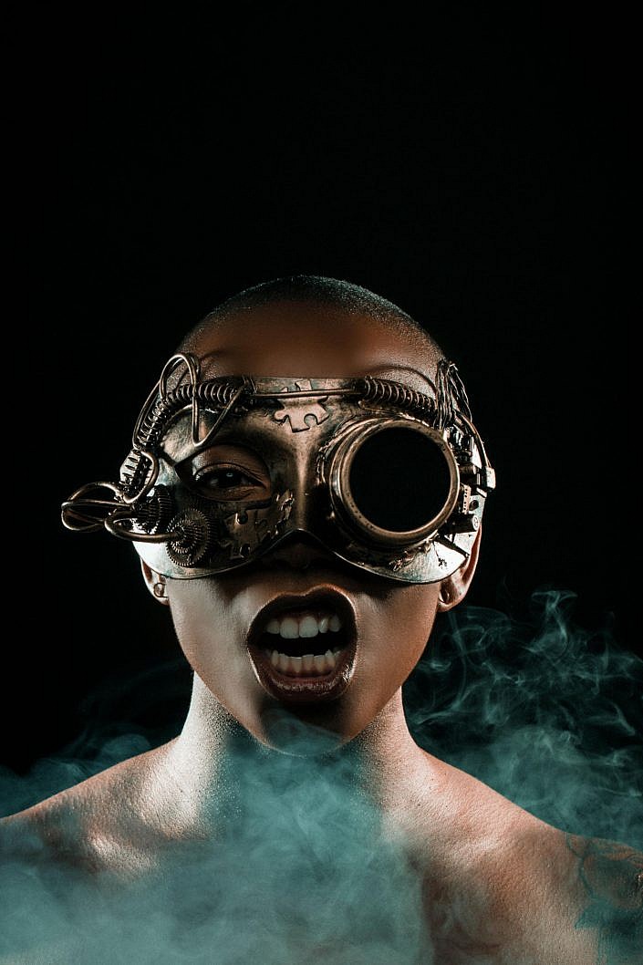 Bahamas Photographer Farreno Ferguson photographs singer/songwriter Keeya